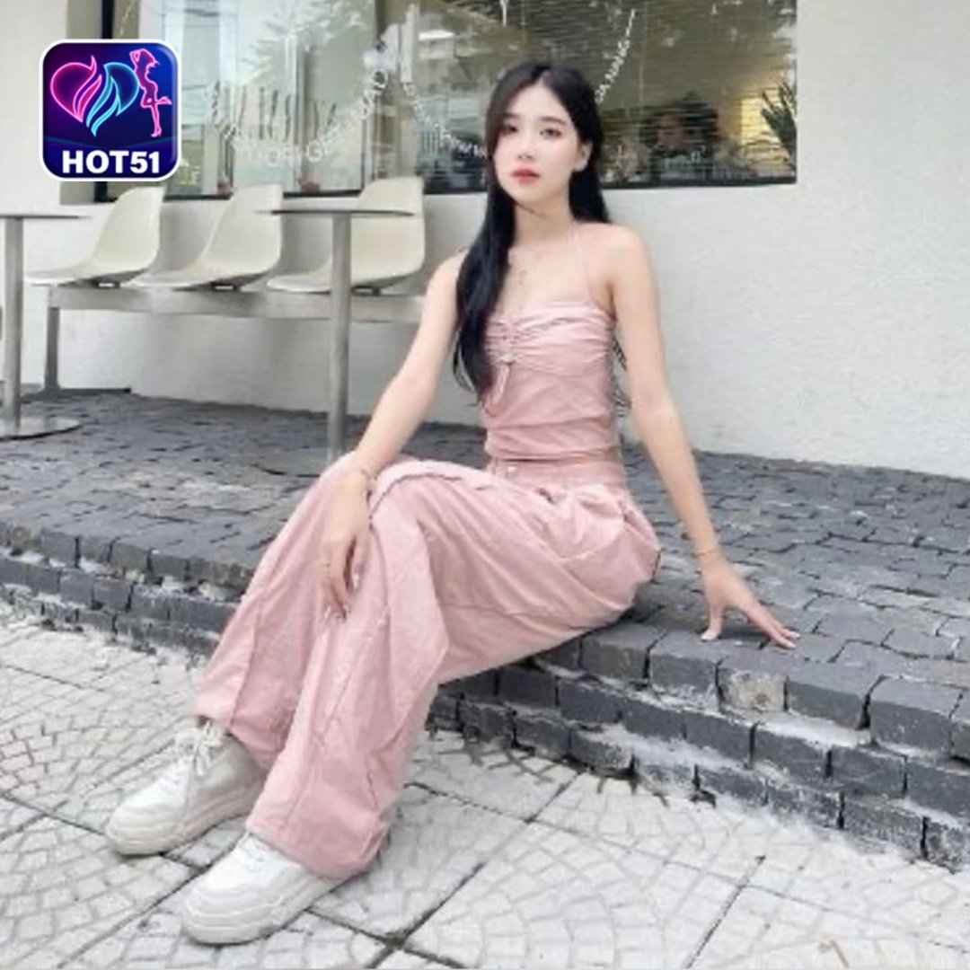 Read more about the article Hot51 atau Bigo Live: Perbandingan Aplikasi Live Streaming