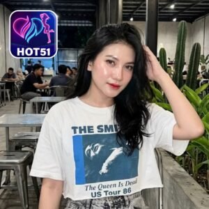 Read more about the article hot51 live app indonesia dan Komunitas Live Modern